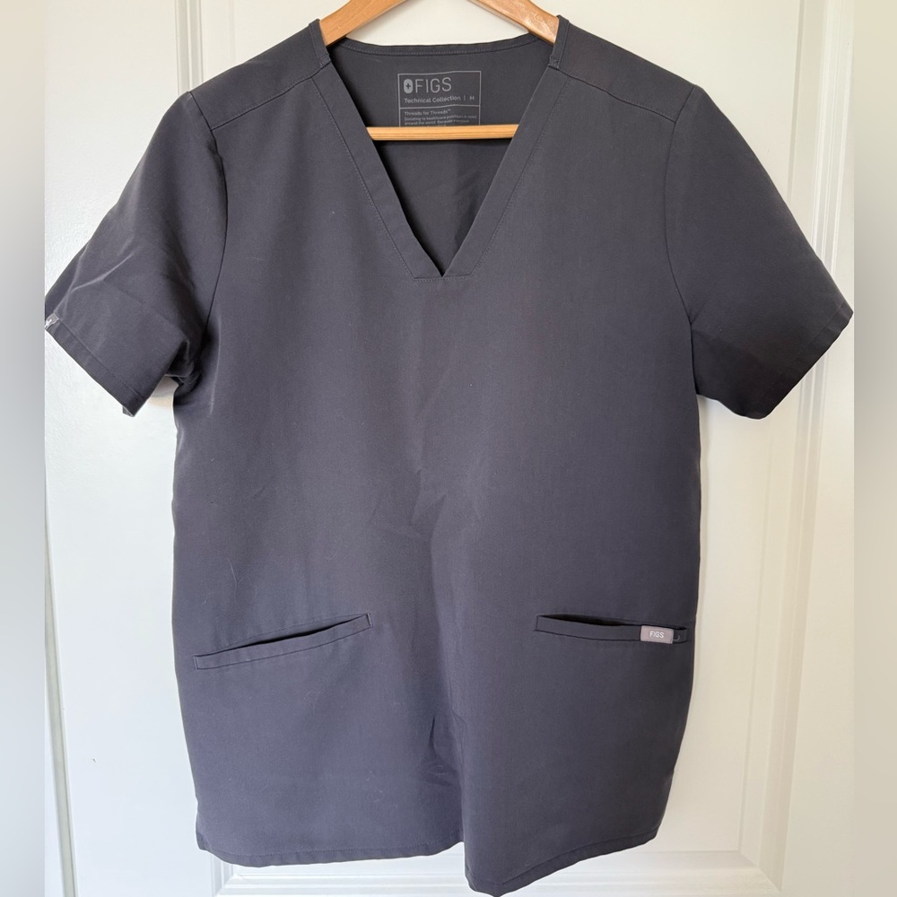 Figs Casma Scrub top- Charcoal